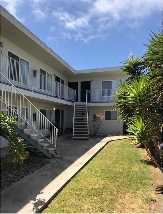 974 Thomas Ave in San Diego, CA - Foto de edificio