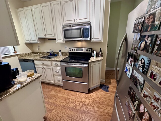 317 Summit Ave, Unit 3