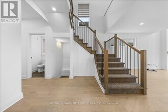 21 Angel Heights in Ottawa, ON - Building Photo - Building Photo