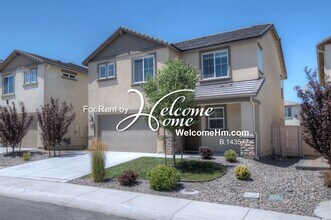 9717 Belville Dr in Reno, NV - Building Photo - Building Photo