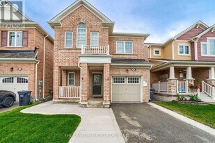 36 Enford Cres in Brampton, ON - Building Photo
