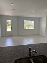 3201 Douglas Fir Dr in Apopka, FL - Building Photo - Building Photo