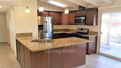 72891 Sierra Vista Dr in Palm Desert, CA - Building Photo - Building Photo