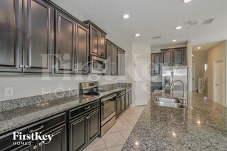 9835 Ivory Dr in Sun City Center, FL - Building Photo - Building Photo