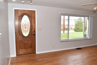 6989 Salem Rd in Cincinnati, OH - Building Photo - Building Photo