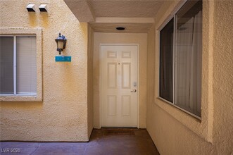 220 E Flamingo Rd, Unit 129 in Las Vegas, NV - Building Photo - Building Photo