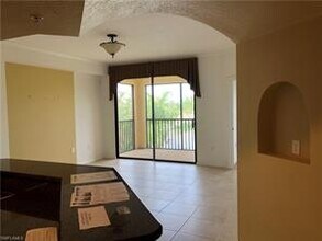 12990 Positano Cir-Unit -306 in Naples, FL - Building Photo - Building Photo