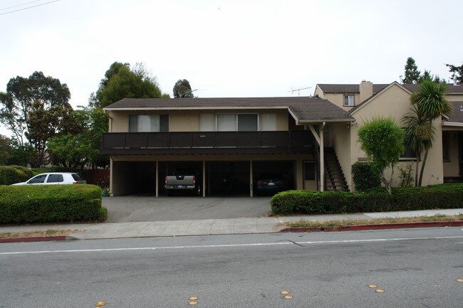 1515 Broadway in Burlingame, CA - Foto de edificio - Building Photo