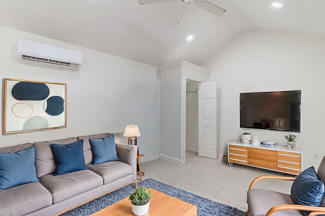 608 High St in Lake Wales, FL - Building Photo - Building Photo