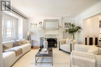 74 Willow Ave in Toronto, ON - Building Photo - Building Photo