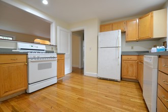 28 Adair Rd, Unit 1m in Boston, MA - Building Photo - Building Photo