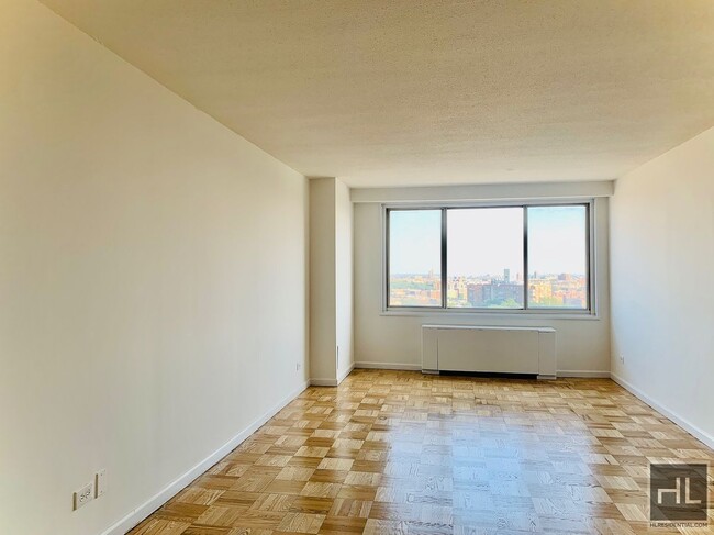 3333 Henry Hudson Pkwy W, Unit 16V in Bronx, NY - Foto de edificio - Building Photo