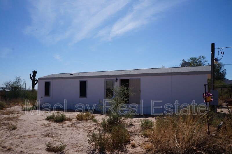 56291 W Fulcar Rd in Maricopa, AZ - Building Photo