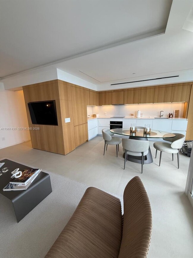 property at 4775 Collins Ave