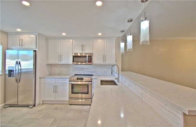 2360 Naples Trace Cir, Unit 4-406 in Naples, FL - Building Photo - Building Photo