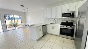 9465 SW 77th Ct in Miami, FL - Building Photo