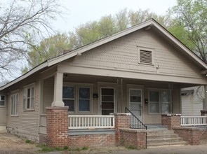 1933-1935 N Waco Ave in Wichita, KS - Building Photo - Primary Photo