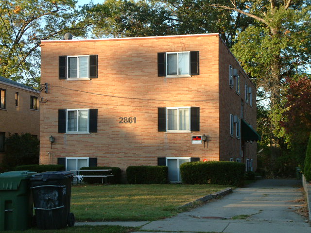 2861 Harrison Ave in Cincinnati, OH - Foto de edificio - Building Photo