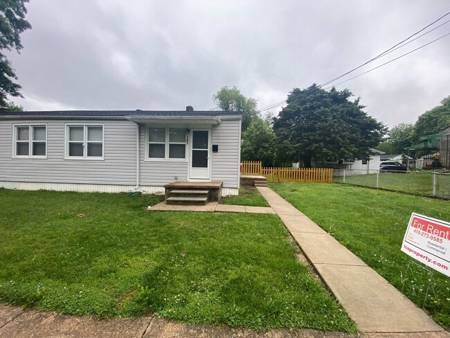property at 107 Seneca Ave
