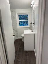 2018 Wareham Rd in Dundalk, MD - Foto de edificio - Building Photo