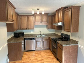 2225 Golf Rd SW in Huntsville, AL - Building Photo - Building Photo