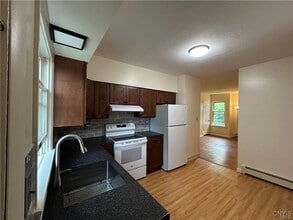 307 Hamilton St in Syracuse, NY - Building Photo - Building Photo