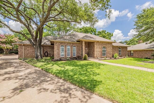 property at 4308 Sparrow Ct