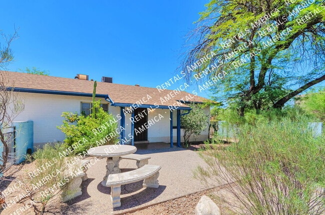3733 N Mountain Ave in Tucson, AZ - Building Photo - Building Photo