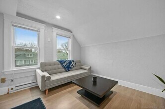115 Harborview Ave in Bridgeport, CT - Building Photo - Building Photo