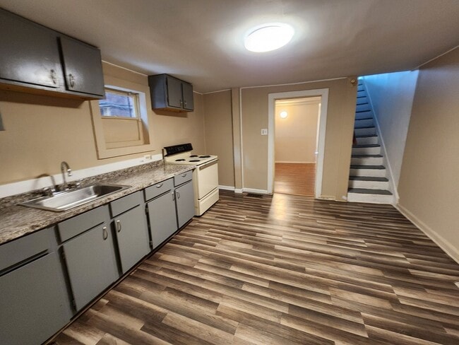 property at 1517 Walnut St