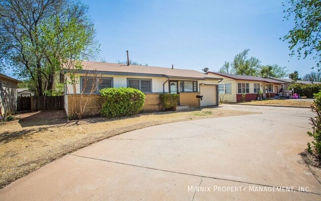 4411 45th St in Lubbock, TX - Building Photo - Building Photo