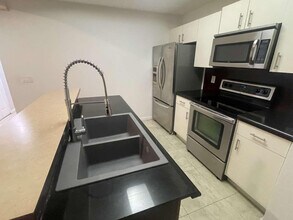 2944 Hidden Hills Rd in West Palm Beach, FL - Building Photo - Building Photo