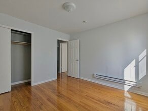 7201 S Western Ave in Chicago, IL - Building Photo - Building Photo