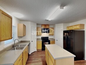 209 King Arthur Ct in St. Augustine, FL - Foto de edificio - Building Photo