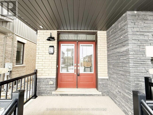 27 STARBOARD Cres in Welland, ON - Building Photo - Building Photo