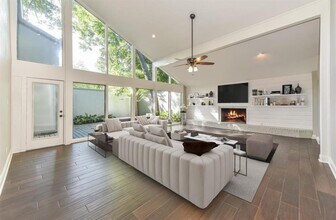 6 Earlham Dr in Friendswood, TX - Building Photo - Building Photo