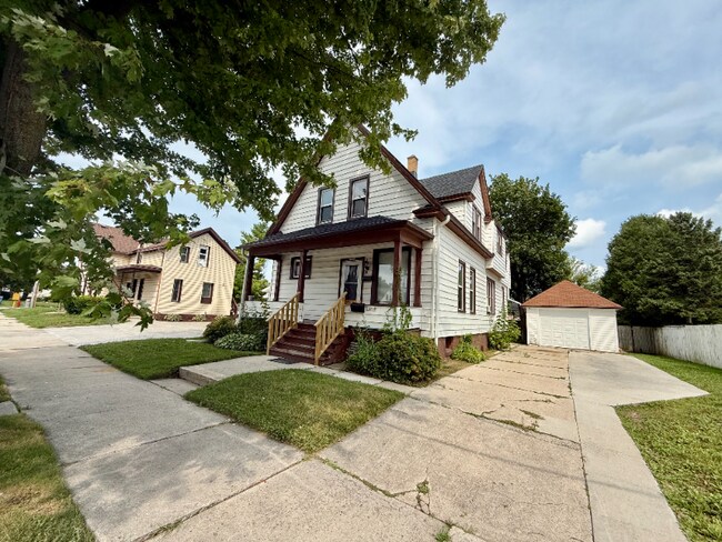 1409 S 17th St in Sheboygan, WI - Building Photo - Building Photo