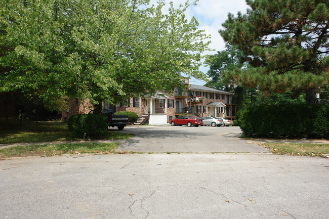 Donabrook Apartments in Lexington, KY - Building Photo - Building Photo