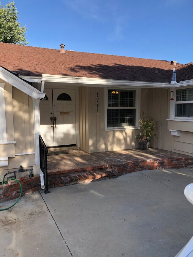 property at 10344 Petit Ave