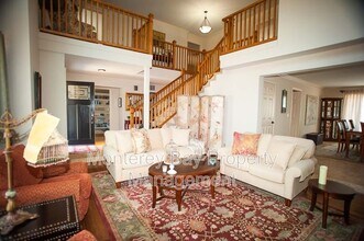 6 Deer Forest Dr in Monterey, CA - Building Photo - Building Photo