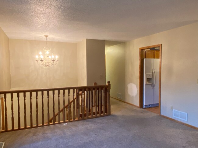 2415 319th Ln NE in Cambridge, MN - Foto de edificio - Building Photo