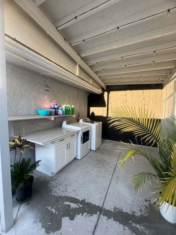 4628 W Simmons Ave in Orange, CA - Foto de edificio - Building Photo