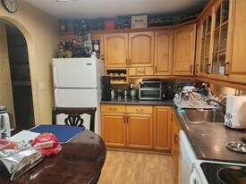 8705 NW 38th Dr, Unit 7b in Coral Springs, FL - Building Photo