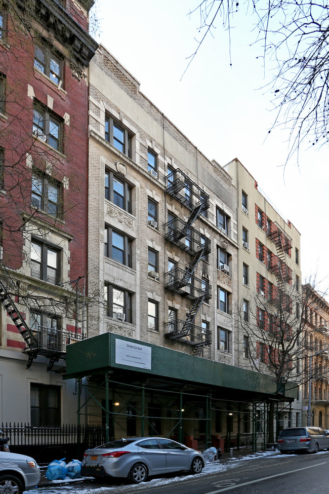 214-216 W 21st St in New York, NY - Building Photo - Building Photo