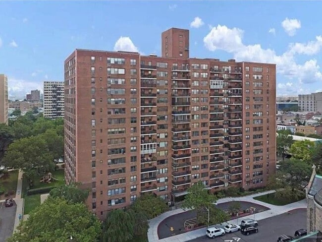 property at 10 Huron Ave