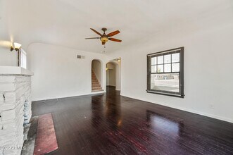 3949 E Earll Dr in Phoenix, AZ - Building Photo - Building Photo