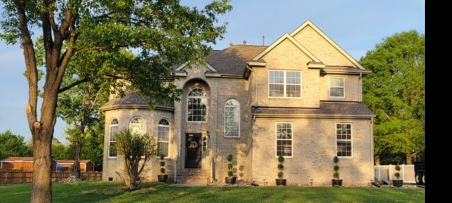 property at 2257 Averill Dr