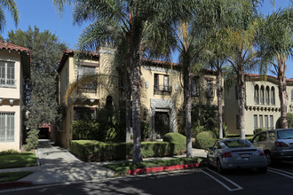 325 S Detroit St in Los Angeles, CA - Building Photo - Primary Photo