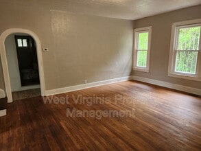 208 Croft St in Beckley, WV - Building Photo - Building Photo