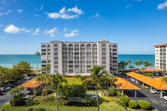 Casa Bonita I in Bonita Springs, FL - Building Photo - Building Photo